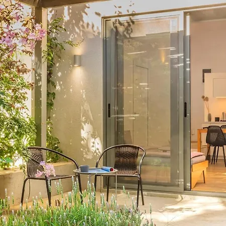 Cozy Garden Flat Appartement La Canée