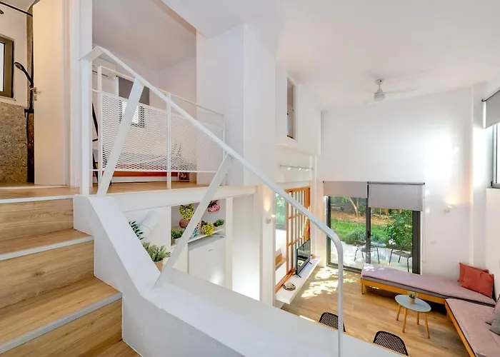 Διαμέρισμα Cozy Garden Flat